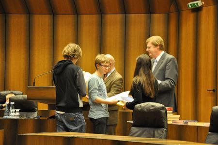 Urkundenübergabe